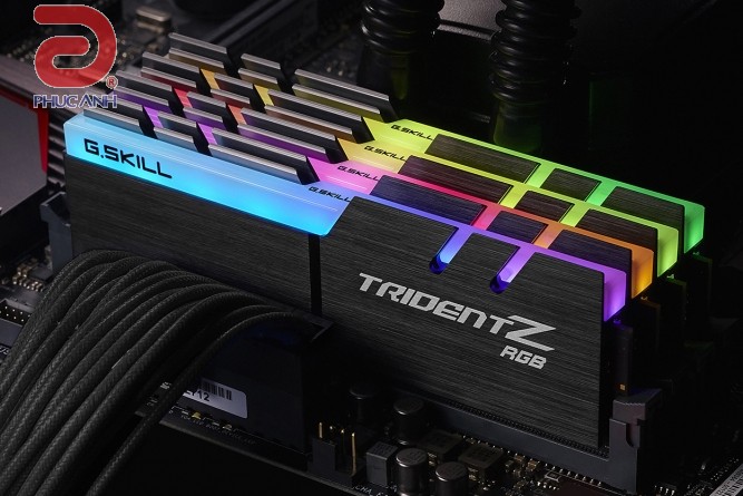 RAM GSKill Trident Z LEB RGB 32Gb (4x8Gb) DDR4-3000(F4-3000C15Q-32GTZR)